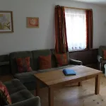 Bauernhof Familie Knoblechner Agroturismo Nussdorf am Attersee