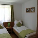 Bauernhof Familie Knoblechner Agroturismo Nussdorf am Attersee