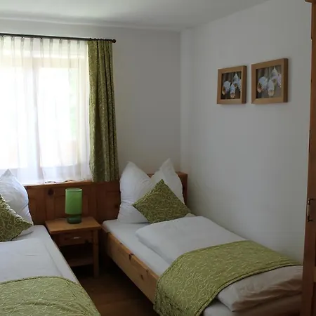 Bauernhof Familie Knoblechner Çiftlik konaklama Nussdorf am Attersee