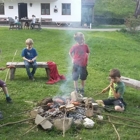 Çiftlik konaklama Bauernhof Familie Knoblechner *